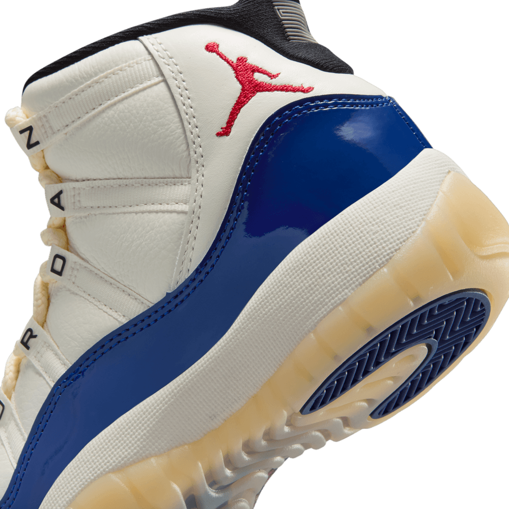 Air Jordan 11 Retro GS 'Rare Air'