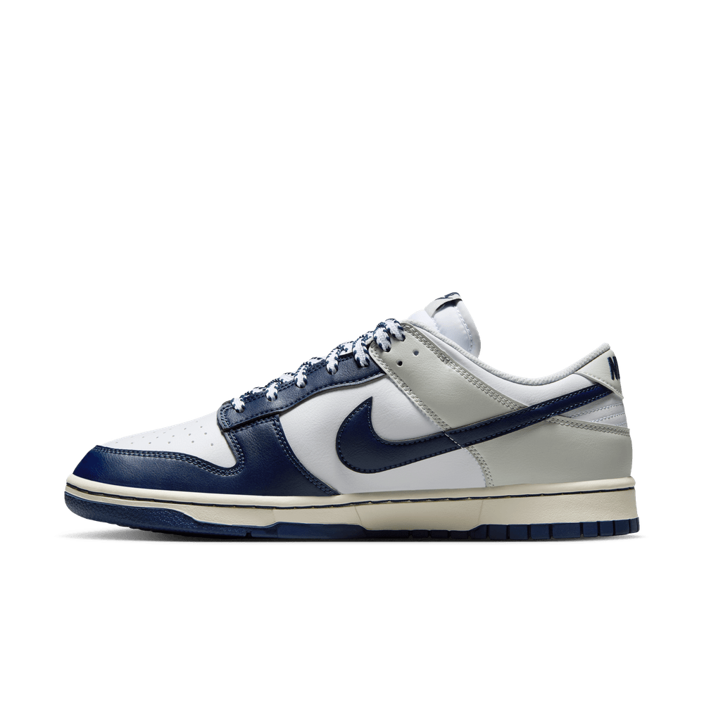 Dunk Low 'New York Yankees'