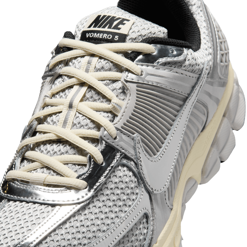 Air Zoom Vomero 5 'Grey Fog Chrome'