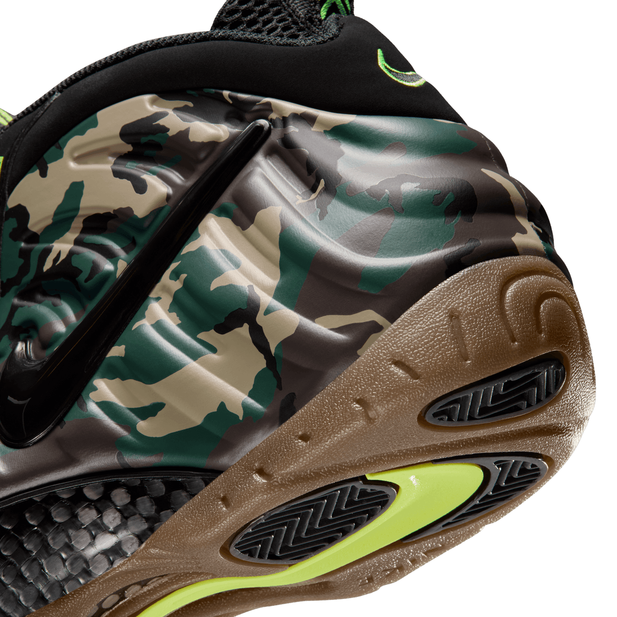 Air Foamposite Pro Premium 'Green Camo'