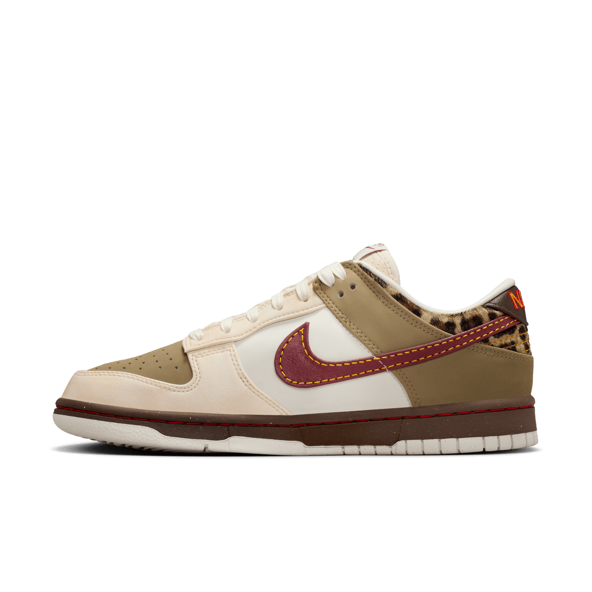 W Dunk Low 'Khaki Team Red'