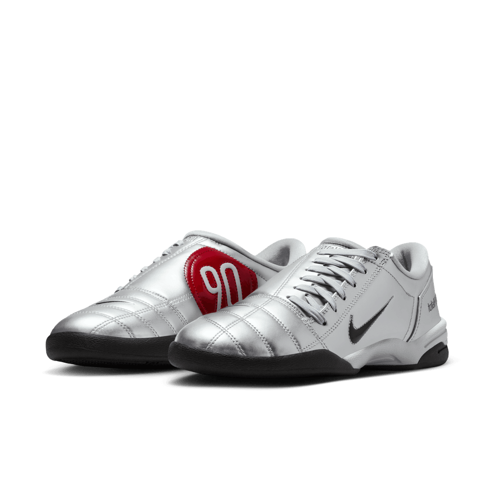 W Total 90 'Metallic Silver Red'
