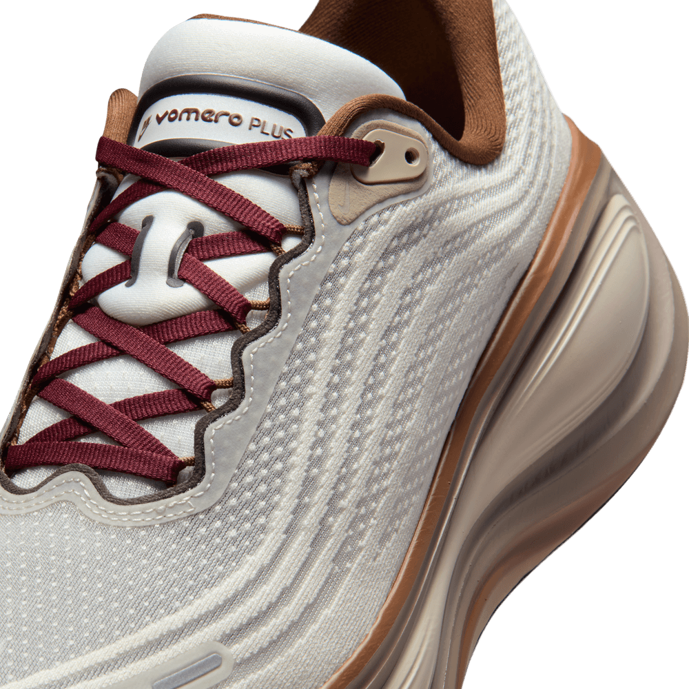 Vomero Plus QS 'Sail Pecan'