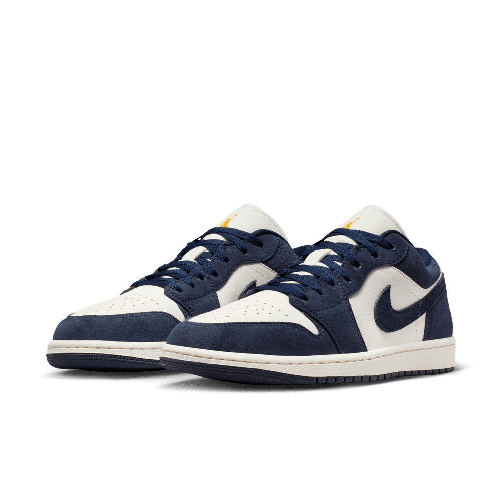 Air Jordan 1 Low SE 'Obsidian Suede'