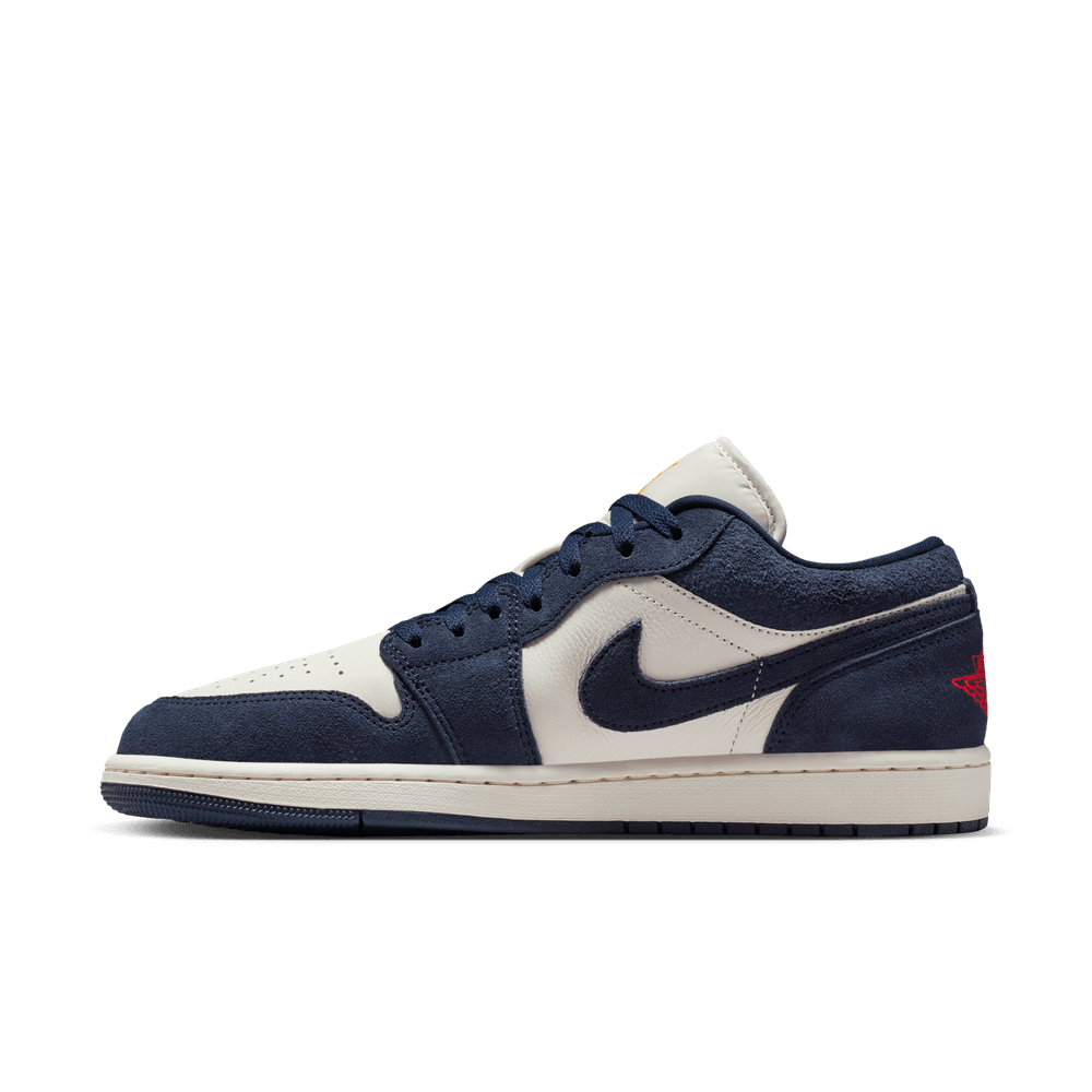Air Jordan 1 Low SE 'Obsidian Suede'