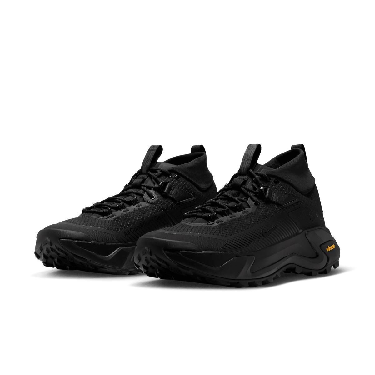 ACG Zegama Hike 'Black Anthracite'