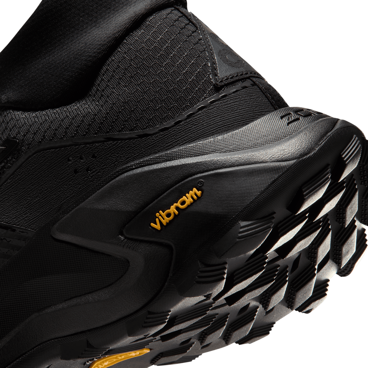 ACG Zegama Hike 'Black Anthracite'