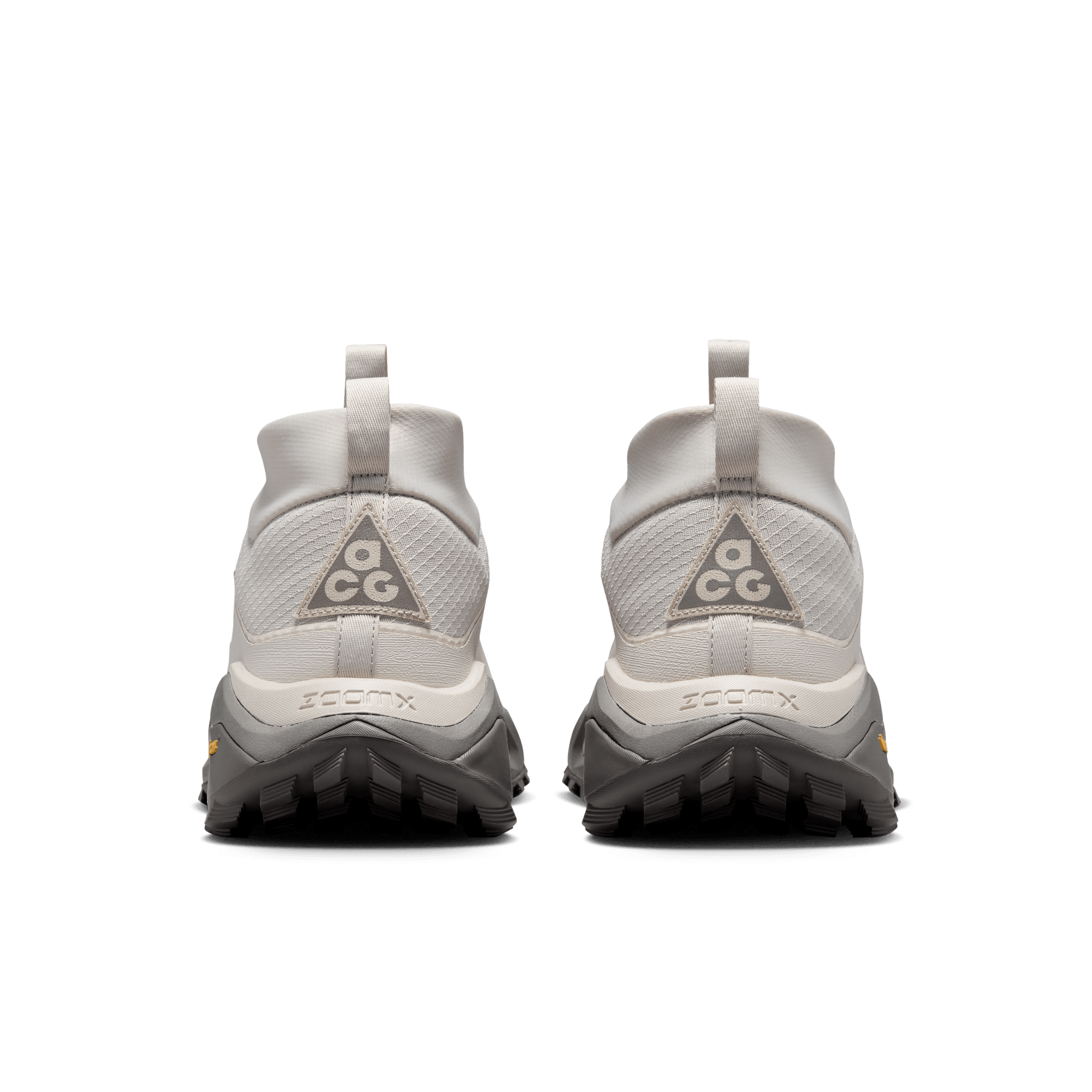 ACG Zegama Hike 'Cream II'