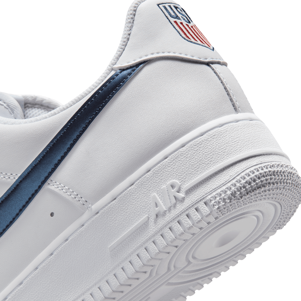 Air Force 1 '07 LV8 Low 'Team USA'