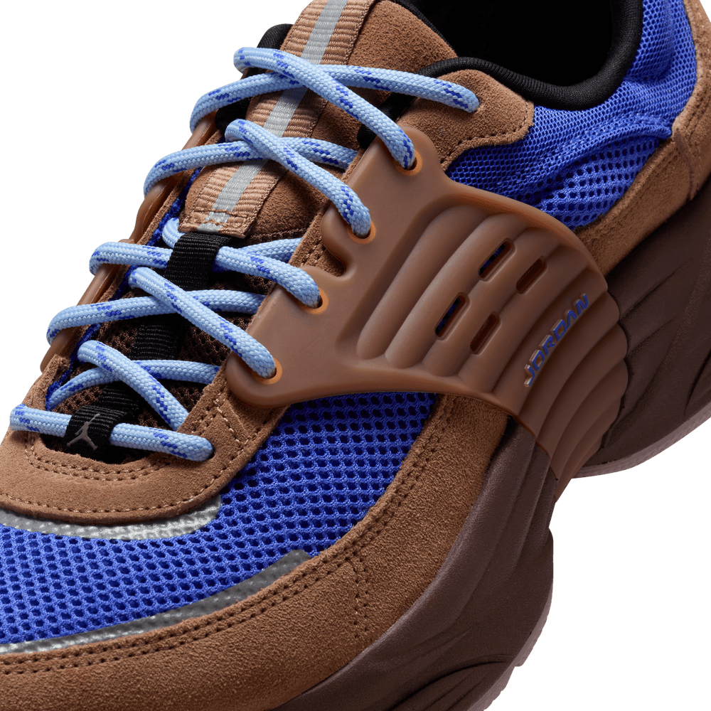 Jordan Trunner O/S 'Lakeside'