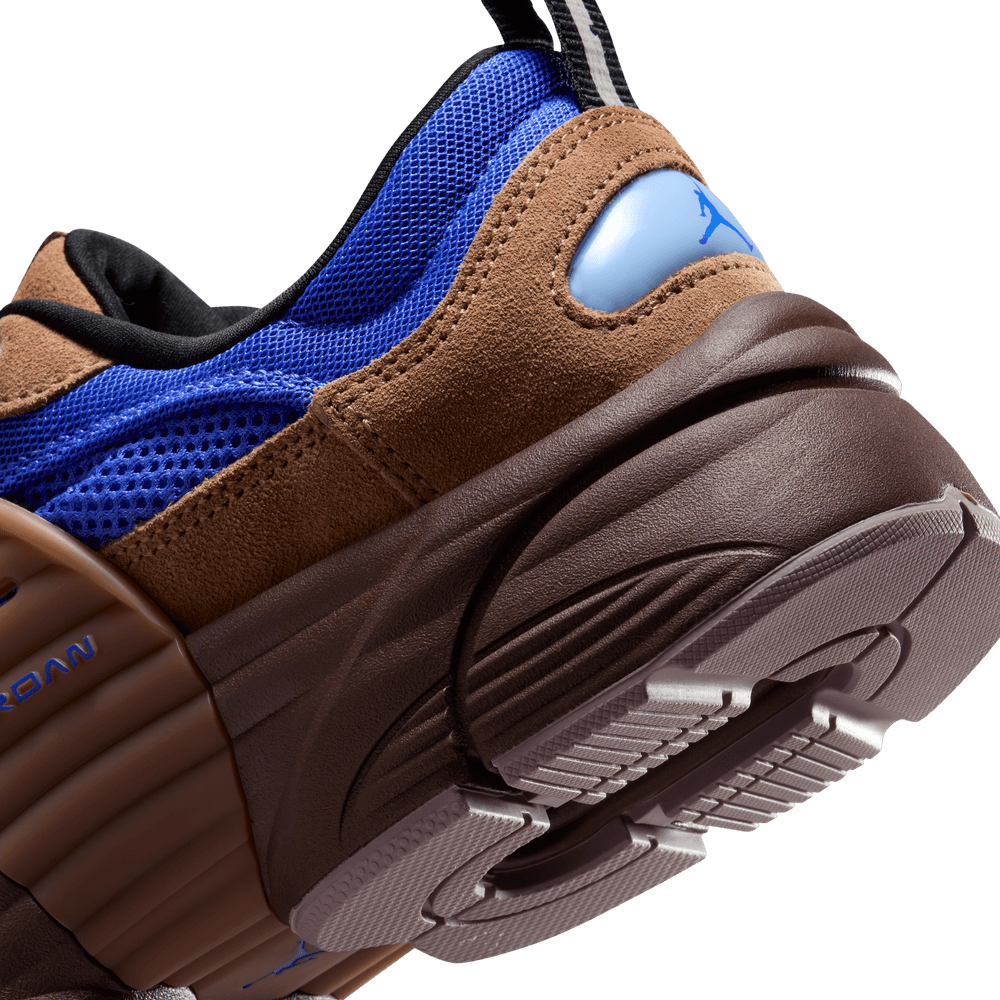 Jordan Trunner O/S 'Lakeside'