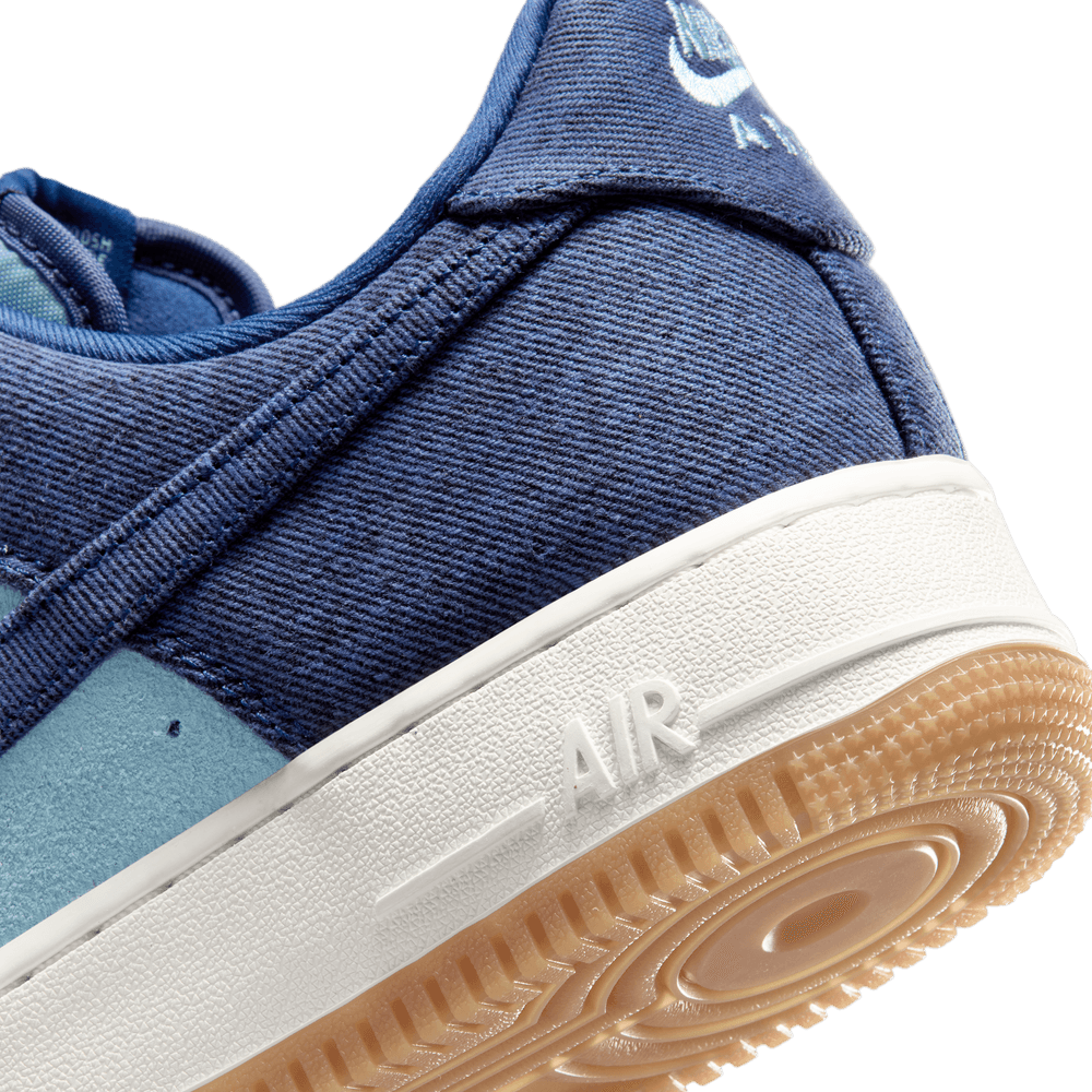 Air Force 1 '07 LV8 'Denim'