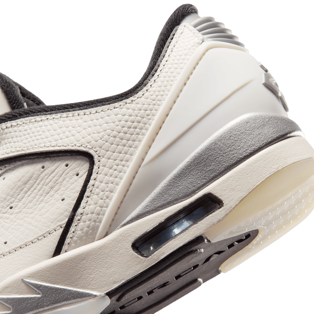 W Air Jordan Sixty Plus Low 'Sail Black Swan'
