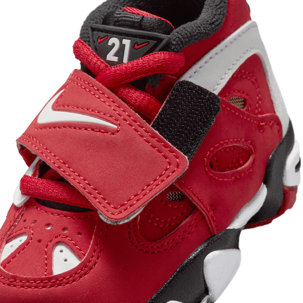 Air Diamond Turf 2 TD 'Fire Red'