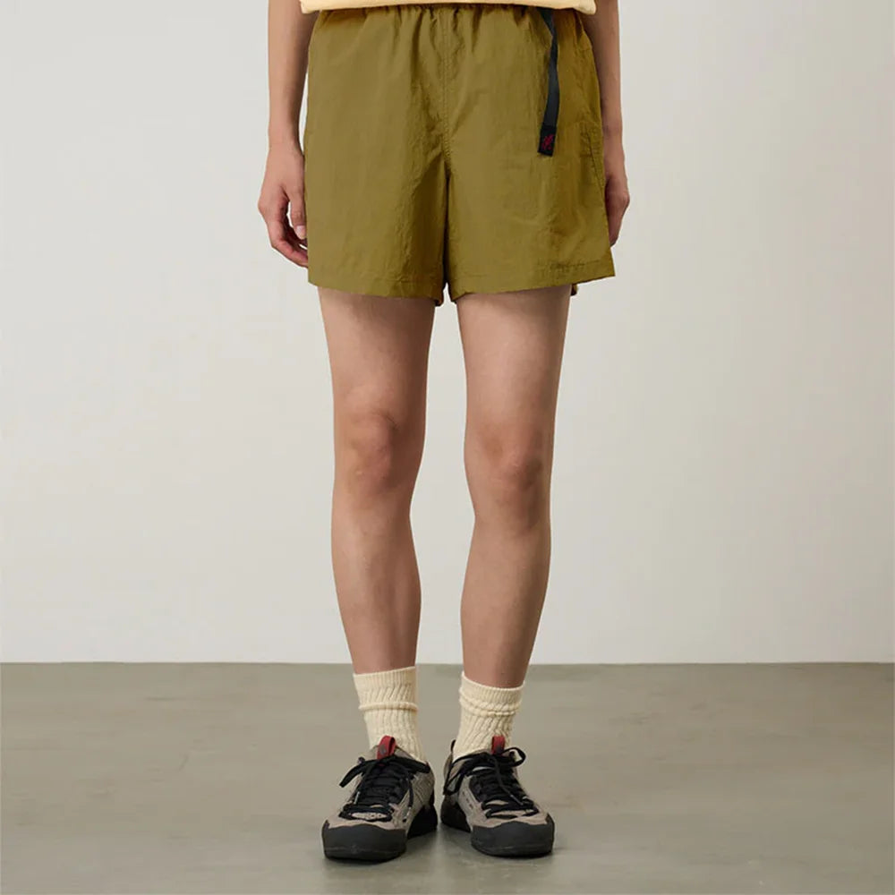 W Nylon Active Short 'Artichoke'