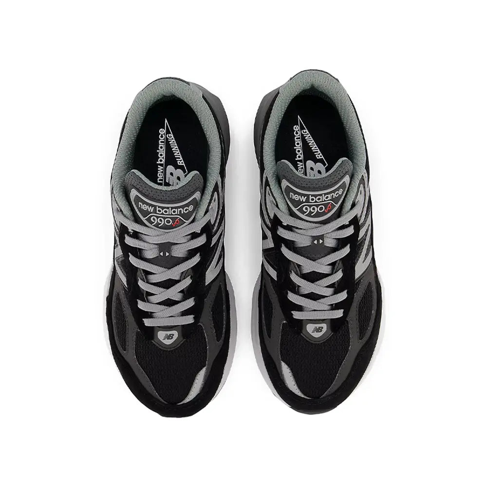 990 v6 GS 'Black White'