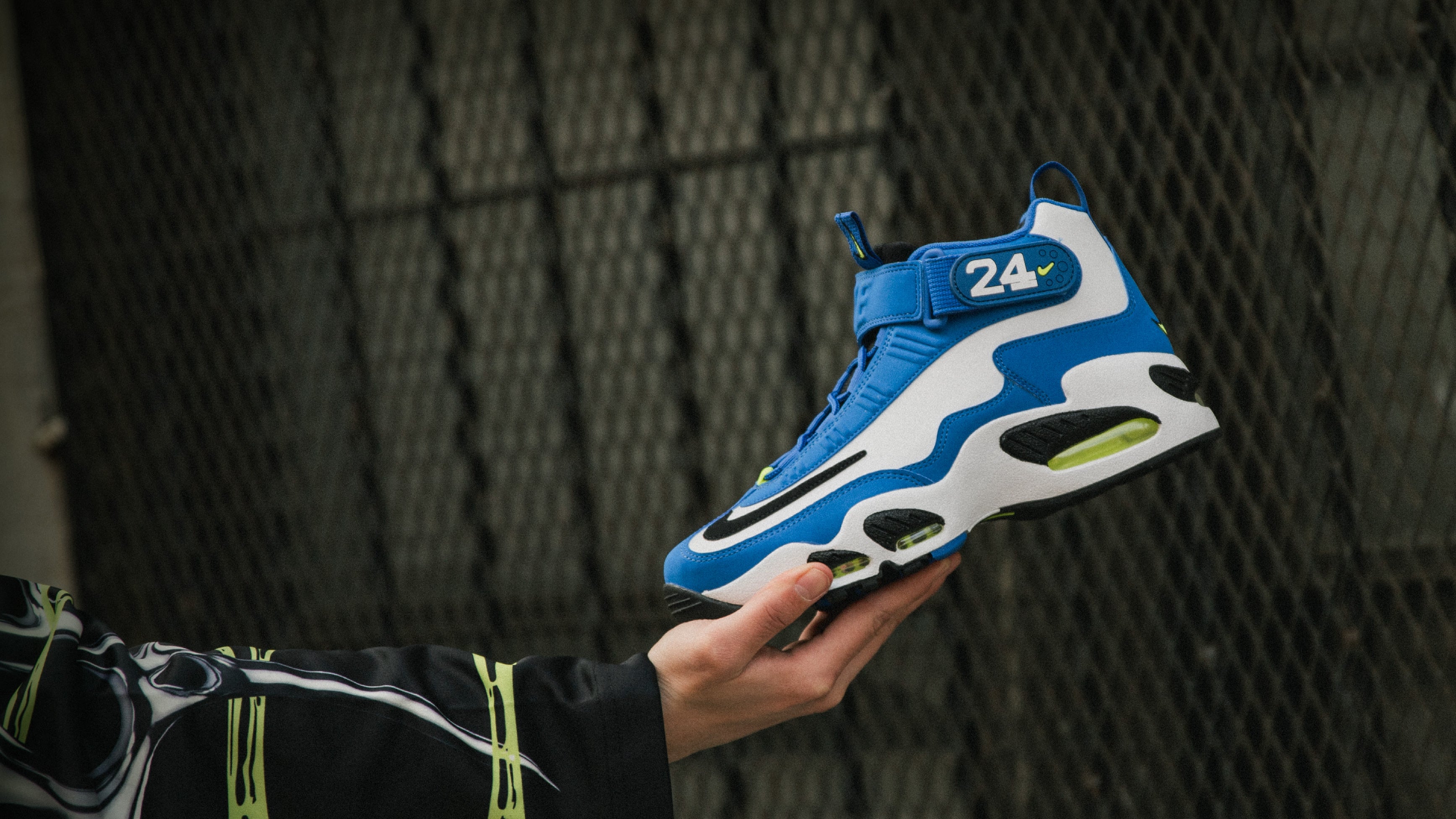 slider image slider_item_BhGJ4y