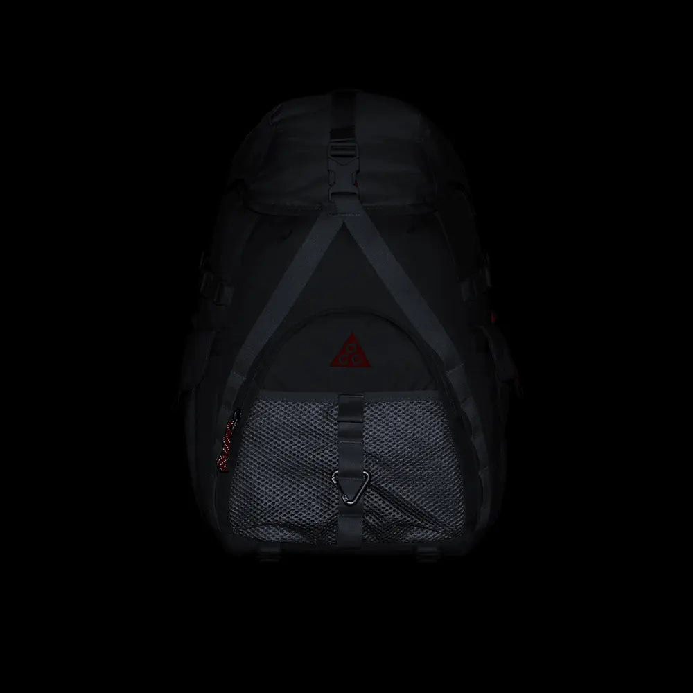 ACG "DAYMAX" Backpack (25L) 'College Grey'