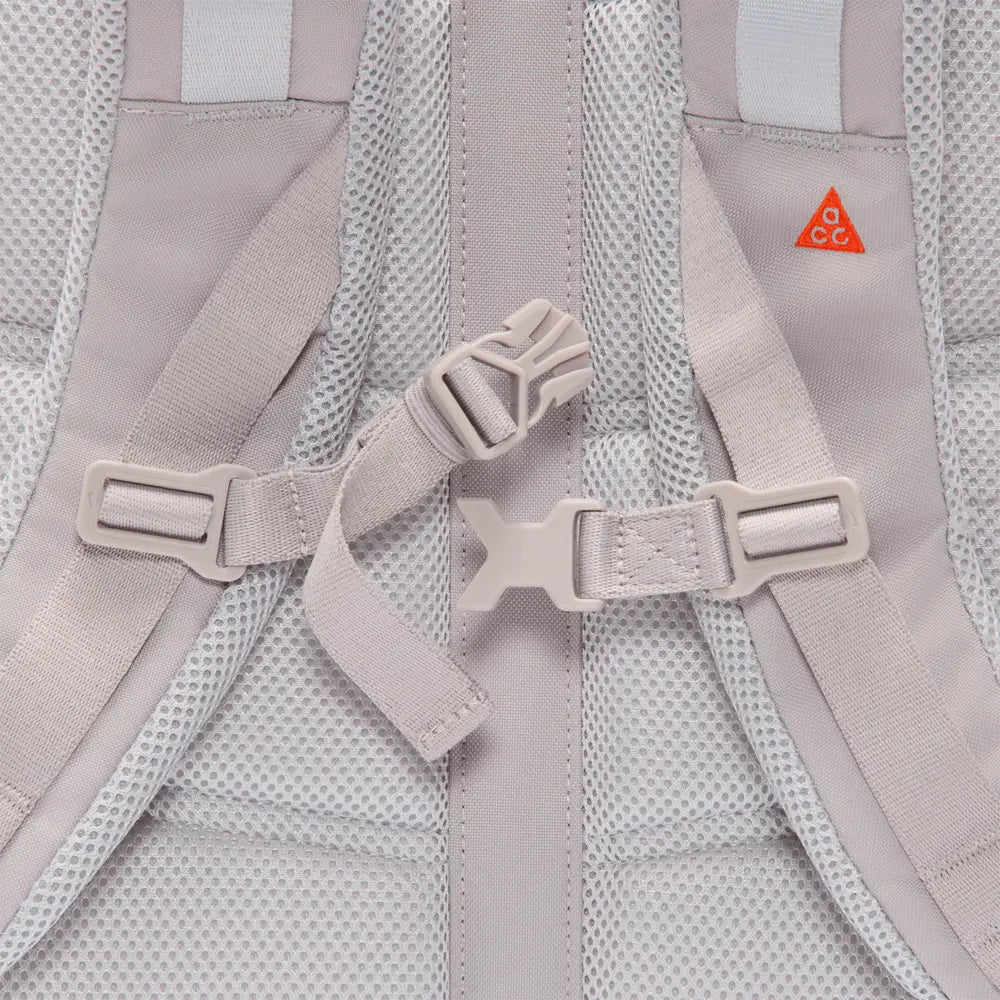 ACG "DAYMAX" Backpack (25L) 'College Grey'