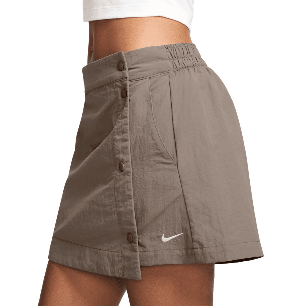 【Nike】★スカート★ Women's Woven Skort Nike Sportswear Essential Women's Woven Skort. Nike ID