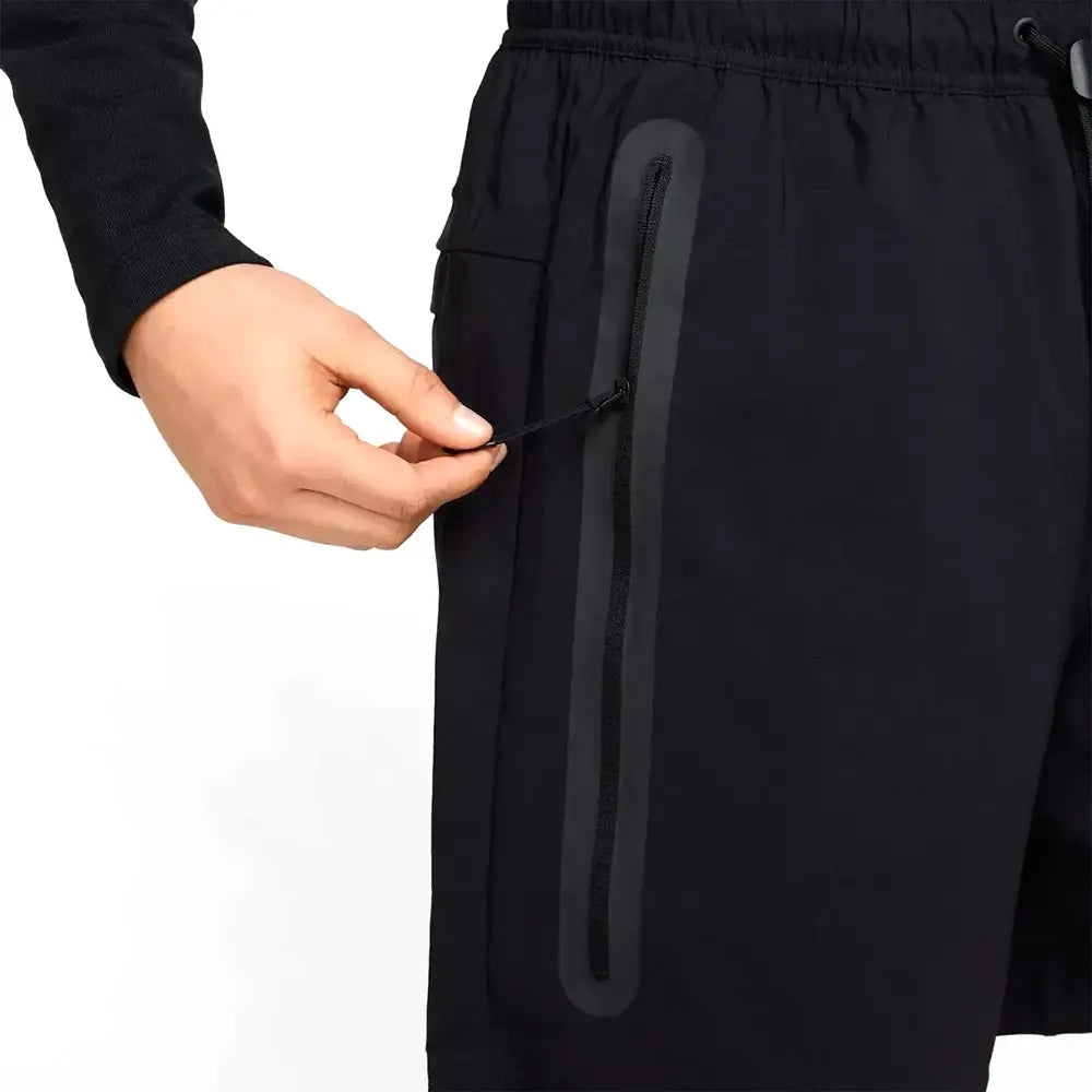 Tech Woven Shorts 'Black'