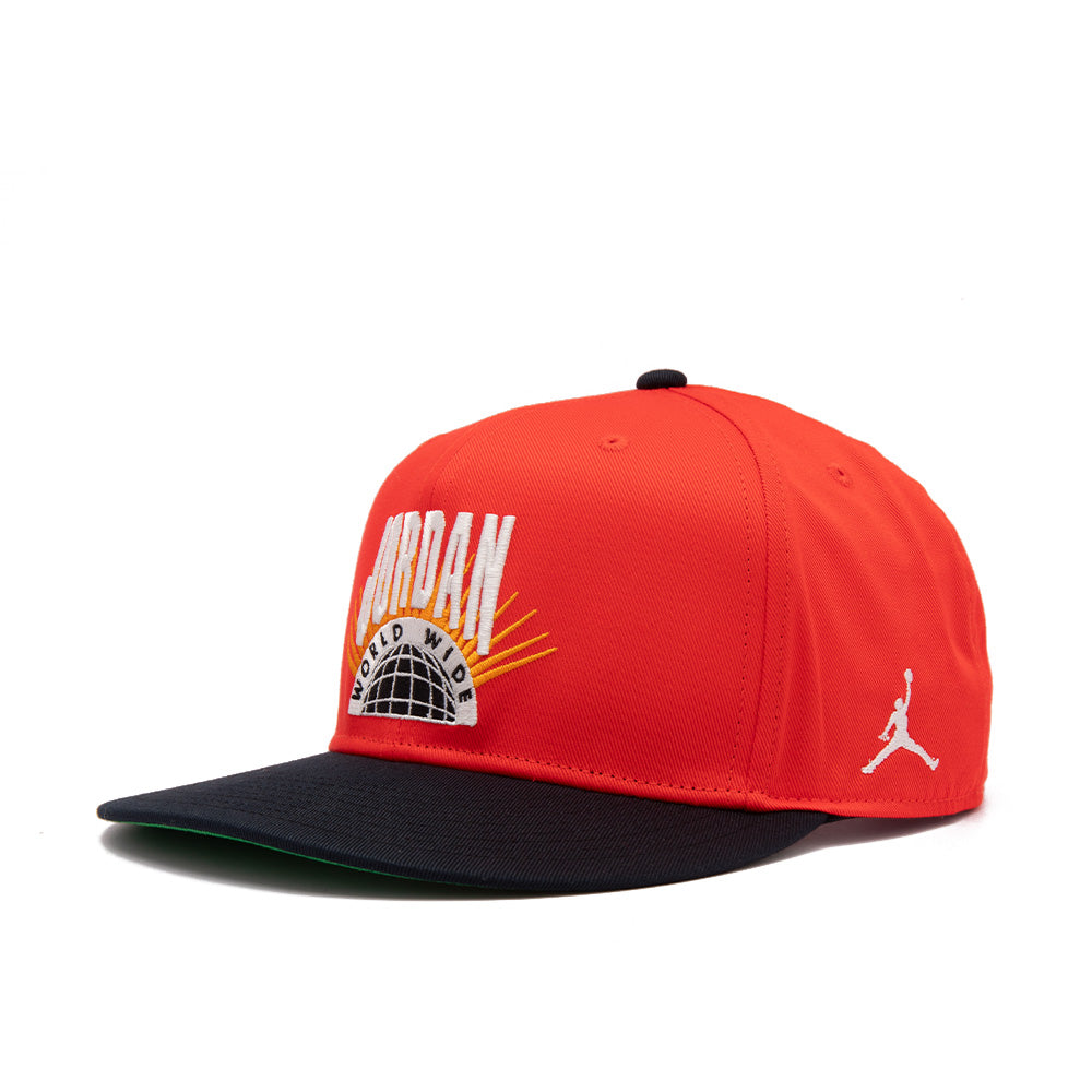 Jordan Essentials Pro Structured Flat Bill Hat 'Chile Red'