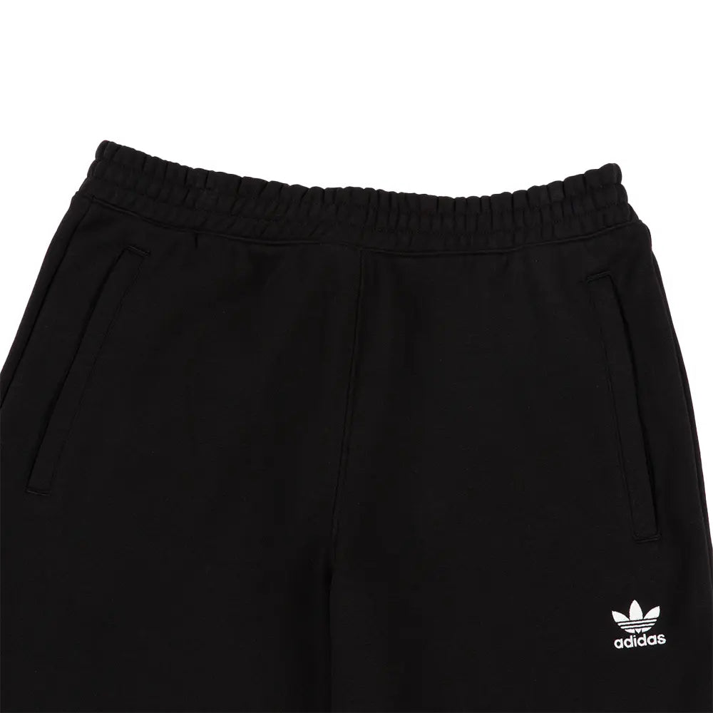 Essential Shorts 'Black'