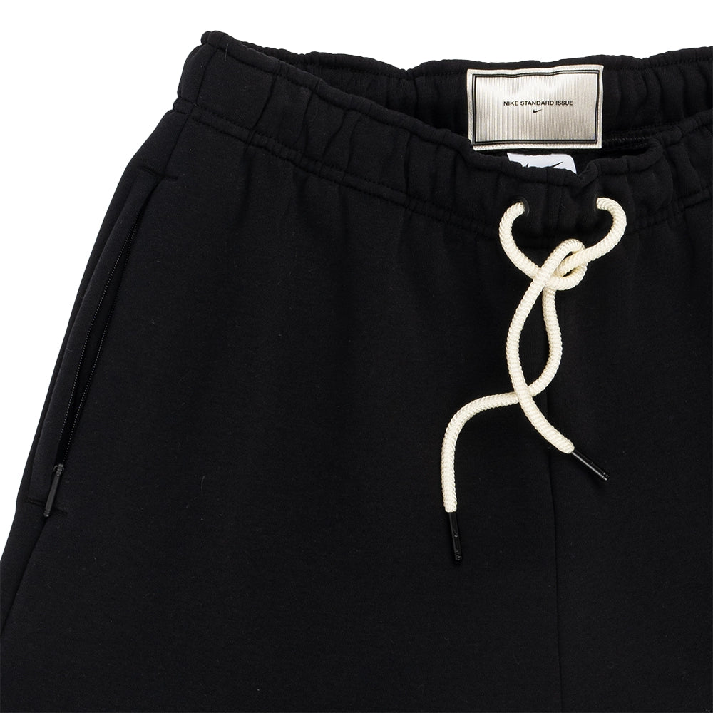 Standard Issue Therma-FIT 8" Brushed Fleece Basketball Shorts 'Black Pale Ivory'