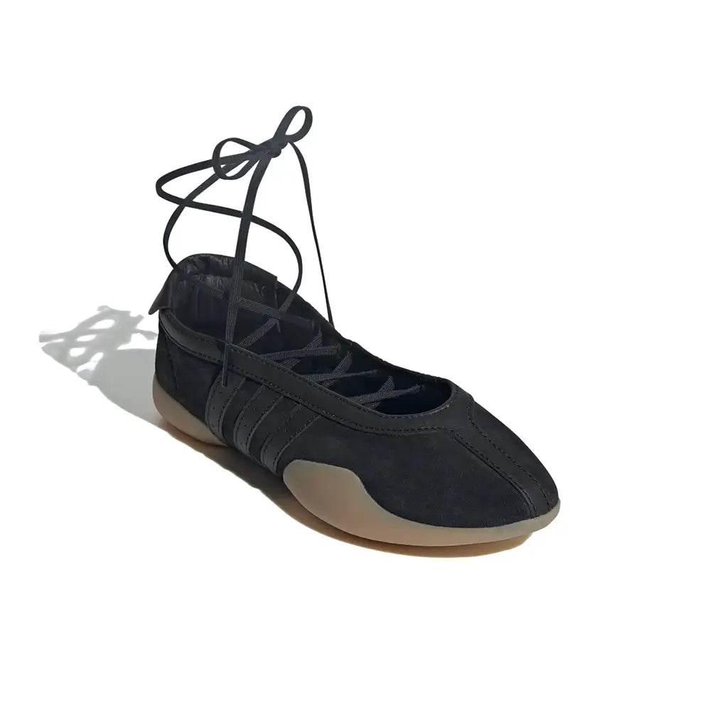 W Taekwondo Mei Ballet 'Black Gum'