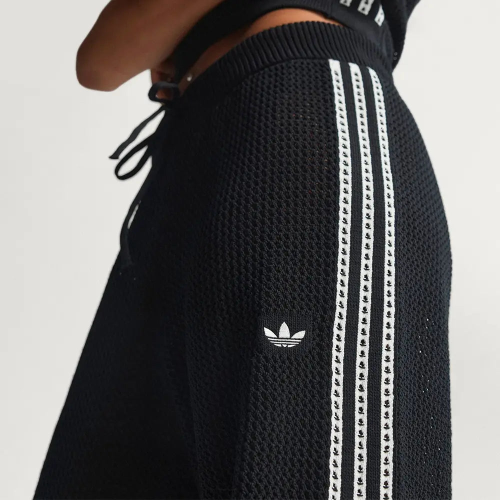 W Knitted Crochet Firebird Track Pants 'Black'