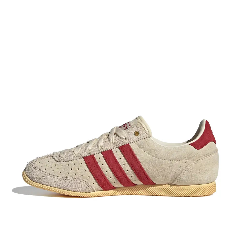 W Japan 'Warm Vanilla Team Victory Red'