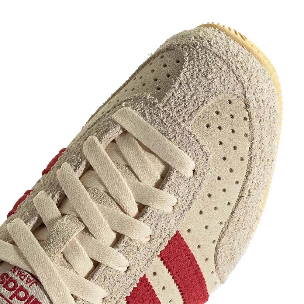 W Japan 'Warm Vanilla Team Victory Red'