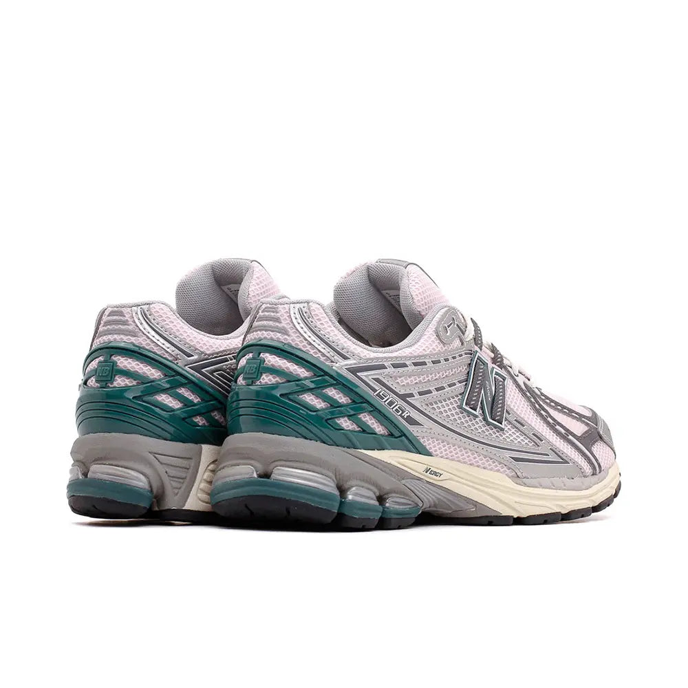 1906 v1 'Silver Metallic New Spruce'