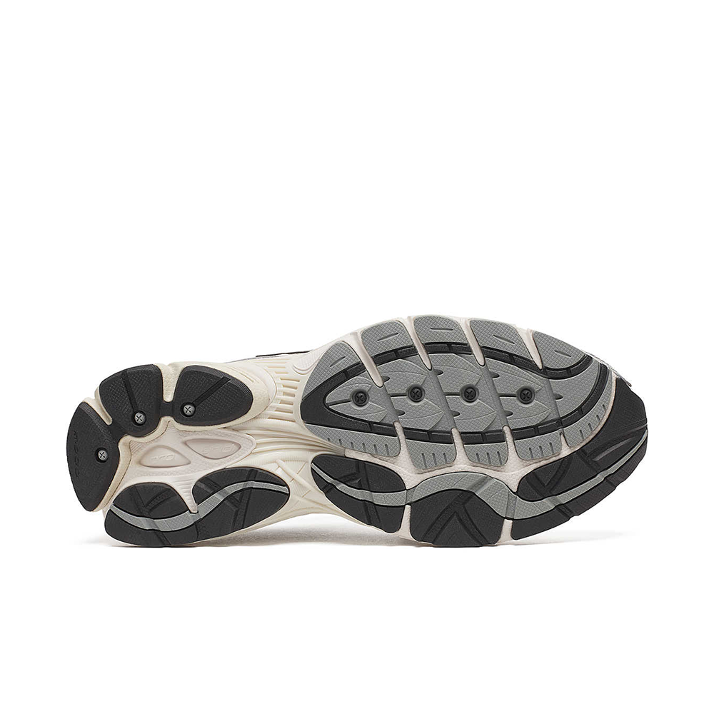 Saucony ProGrid Omni 9 TMY 'White Silver' – TAKOUT® Saucony ProGrid Omni 9 TMY 'White Silver' – TAKOUT®