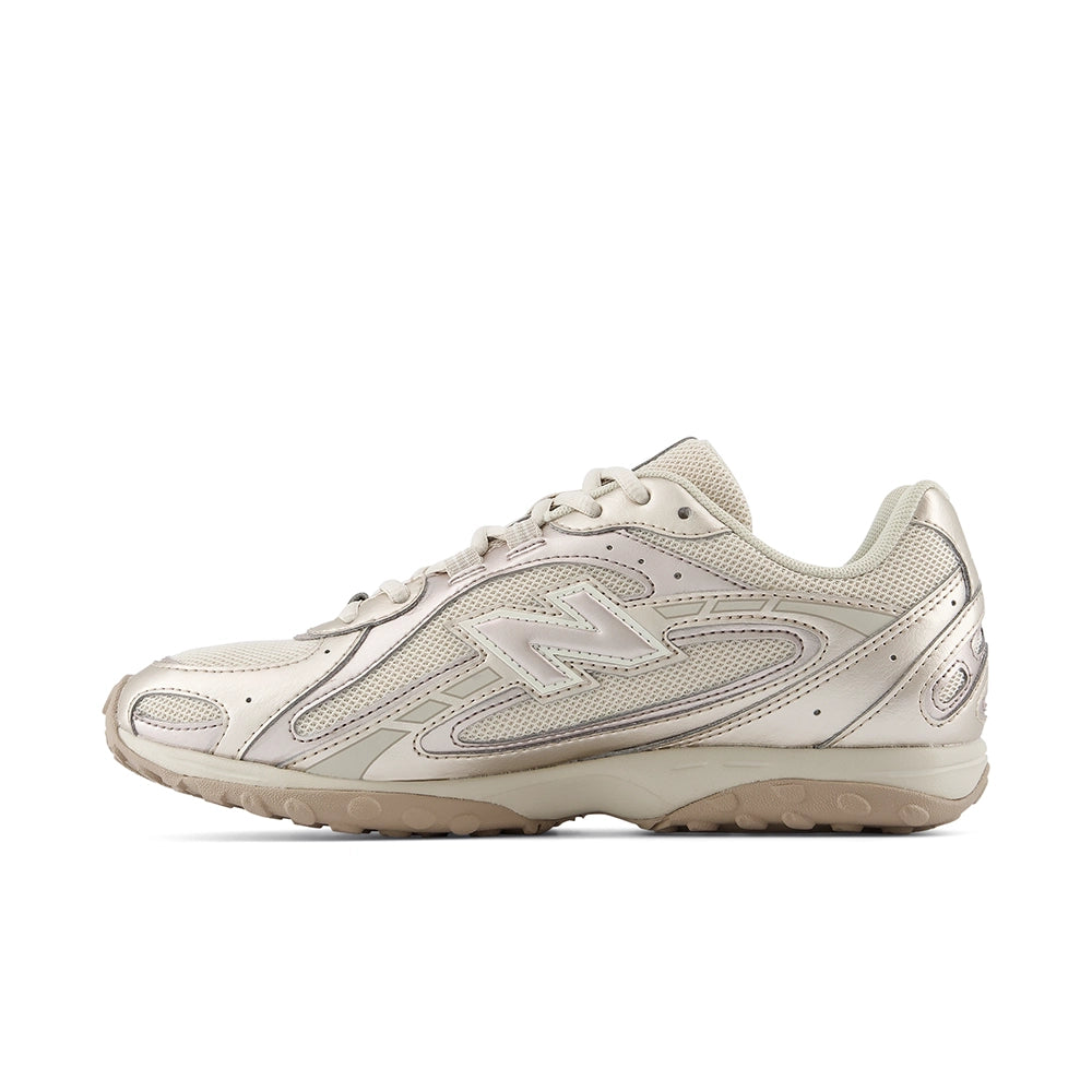 New Balance 204L Timberwolf Light Gold Metallic sneaker, opposite side view with tonal N logo.