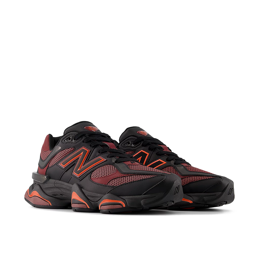 9060 v1 'Black True Red'