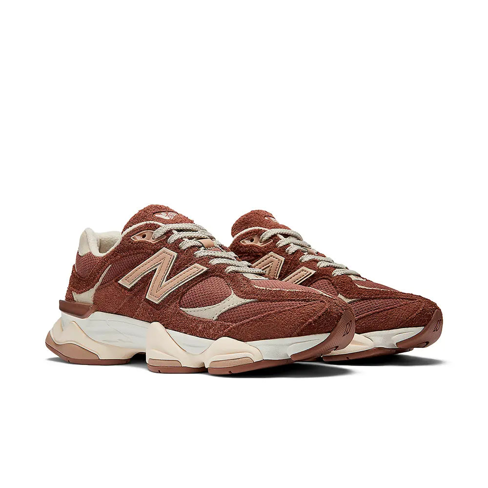 9060 v1 'Rich Oak'