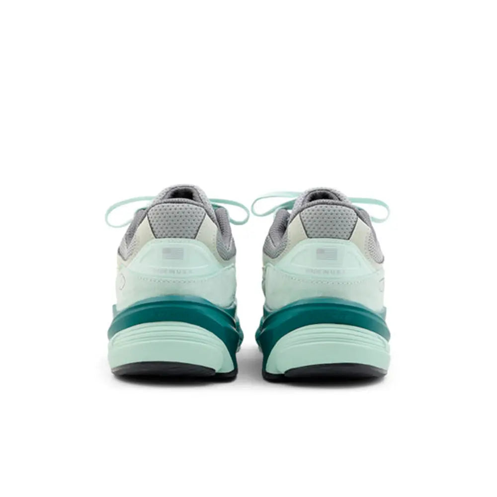 990v6 Made in USA 'Clay Ash'
