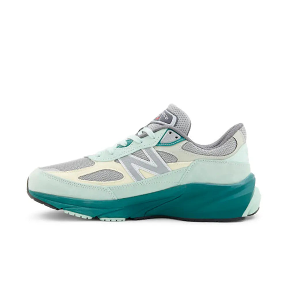 990v6 Made in USA 'Clay Ash'