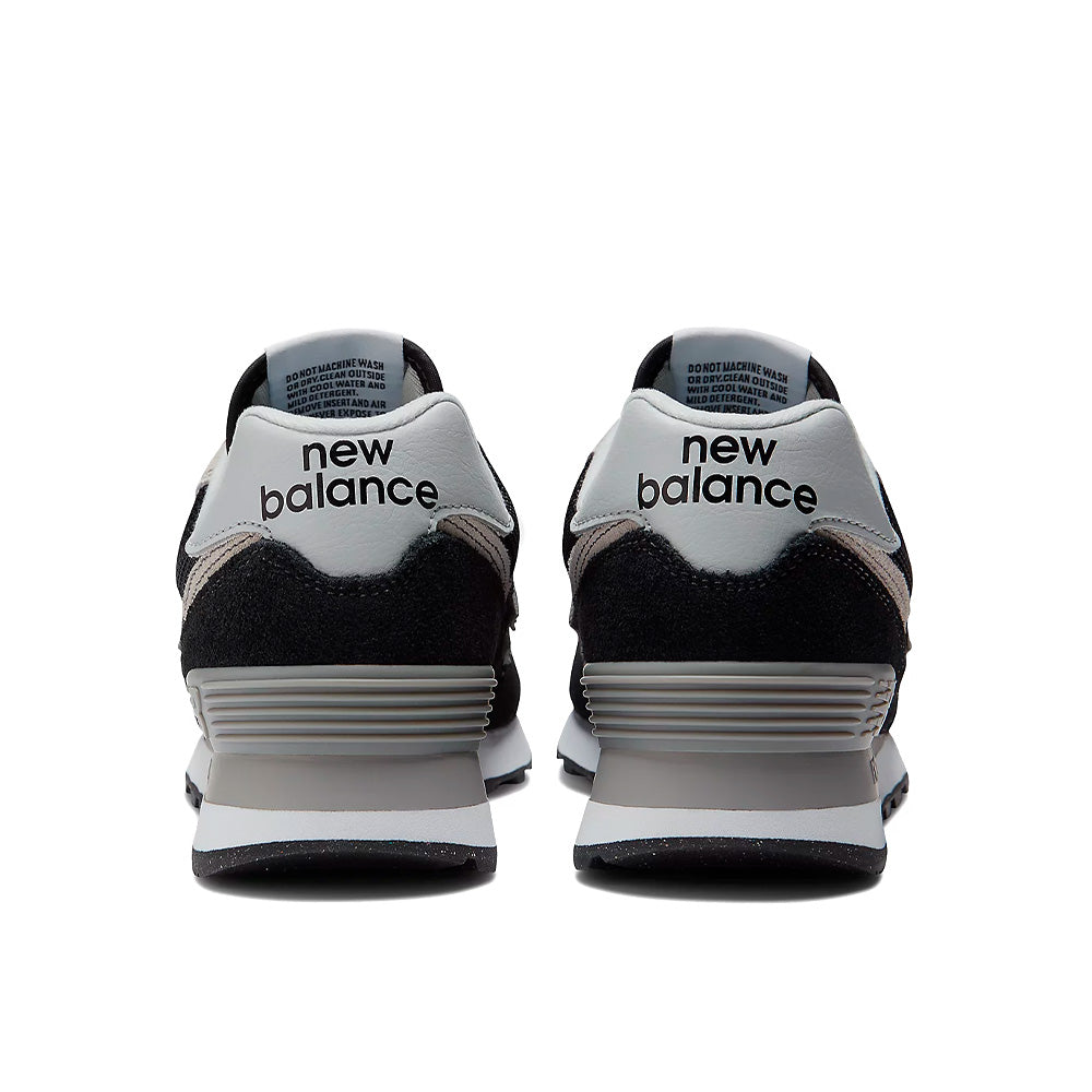 W 574 'Black White'