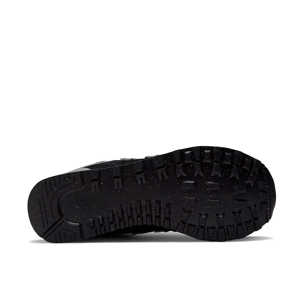 W 574 'Black White'