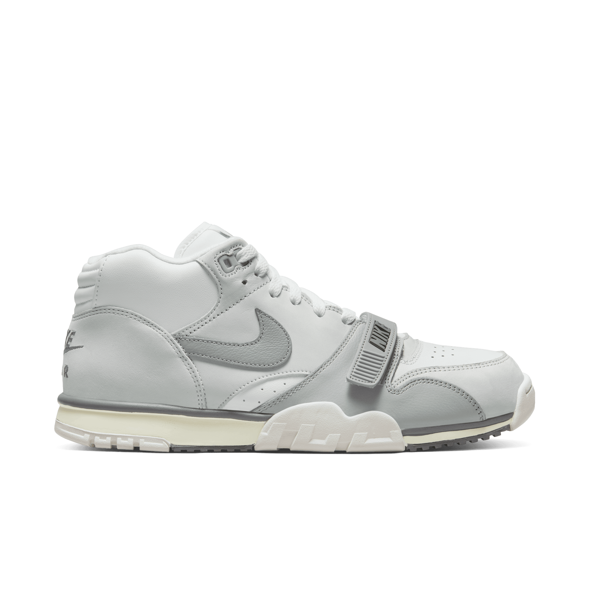 Air Trainer 1 'Photon Dust'