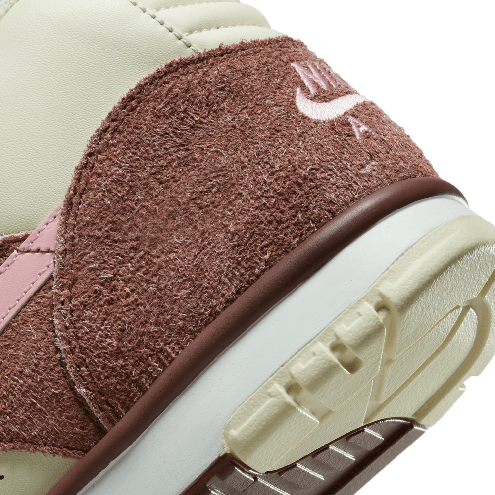 Air Trainer 1 'Dark Pony'